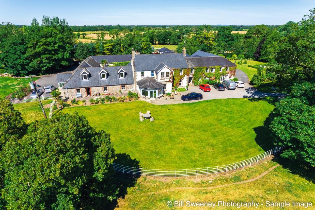 Boyne View House Hotel Trim Exterior photo